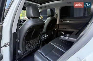 Внедорожник / Кроссовер Alfa Romeo Stelvio 2017 в 