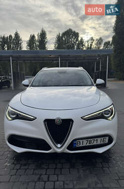 Внедорожник / Кроссовер Alfa Romeo Stelvio 2017 в Кременчуге