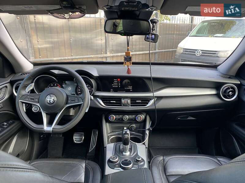 Внедорожник / Кроссовер Alfa Romeo Stelvio 2019 в Киеве