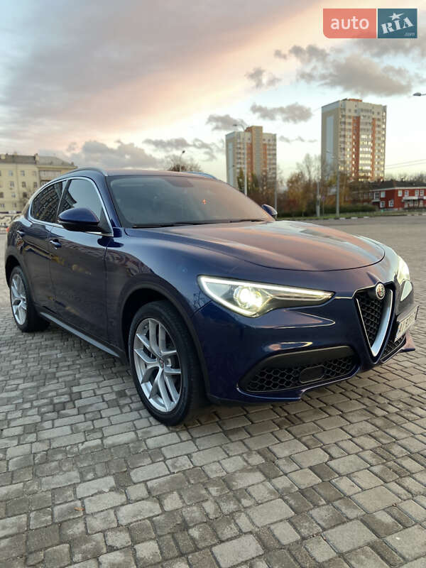 Внедорожник / Кроссовер Alfa Romeo Stelvio 2017 в Харькове фото 45 Внедорожник / Кроссовер Alfa Romeo Stelvio 2017 в Харькове