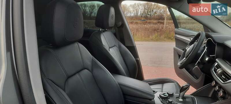 Внедорожник / Кроссовер Alfa Romeo Stelvio 2019 в Ровно фото 29 Внедорожник / Кроссовер Alfa Romeo Stelvio 2019 в Ровно