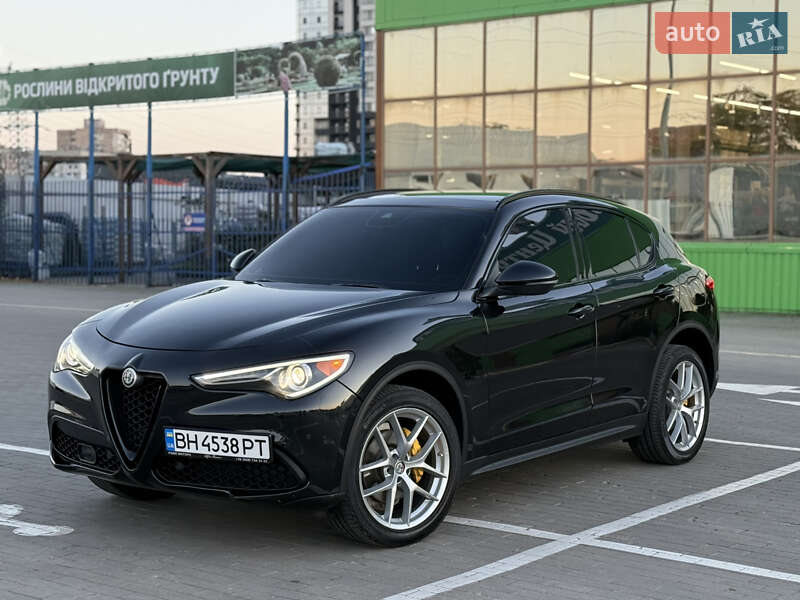 Позашляховик / Кросовер Alfa Romeo Stelvio 2017 в Одесі фото 4 Позашляховик / Кросовер Alfa Romeo Stelvio 2017 в Одесі