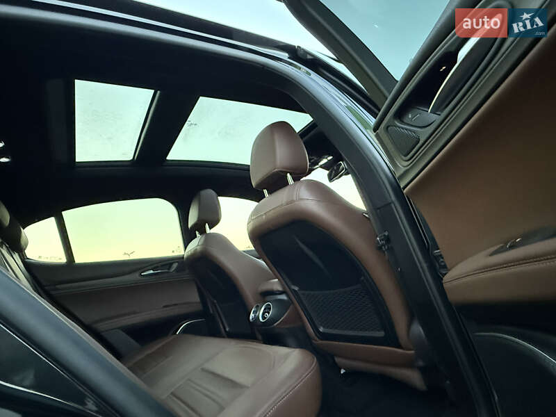 Позашляховик / Кросовер Alfa Romeo Stelvio 2017 в Одесі фото 28 Позашляховик / Кросовер Alfa Romeo Stelvio 2017 в Одесі
