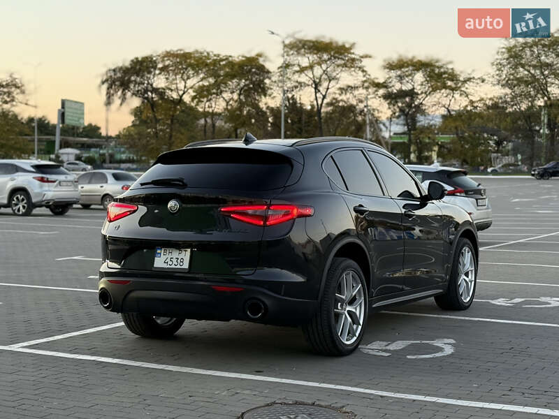 Позашляховик / Кросовер Alfa Romeo Stelvio 2017 в Одесі фото 40 Позашляховик / Кросовер Alfa Romeo Stelvio 2017 в Одесі