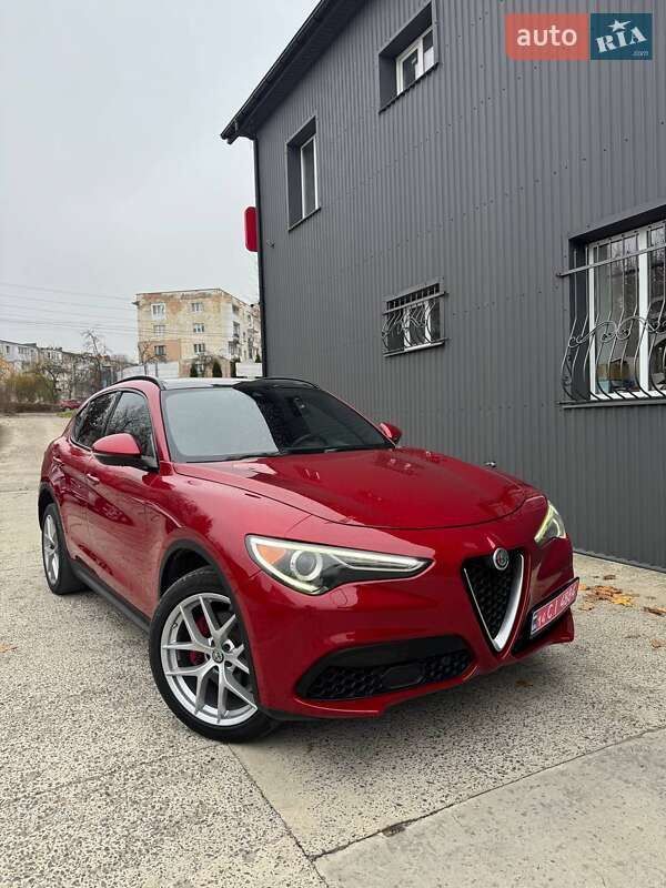 Внедорожник / Кроссовер Alfa Romeo Stelvio 2017 в Дрогобыче фото 2 Внедорожник / Кроссовер Alfa Romeo Stelvio 2017 в Дрогобыче