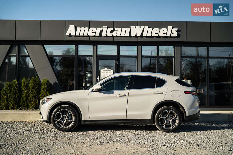 Внедорожник / Кроссовер Alfa Romeo Stelvio 2017 в Черновцах фото 4 Внедорожник / Кроссовер Alfa Romeo Stelvio 2017 в Черновцах
