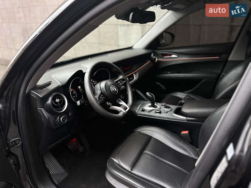Внедорожник / Кроссовер Alfa Romeo Stelvio 2020 в Харькове