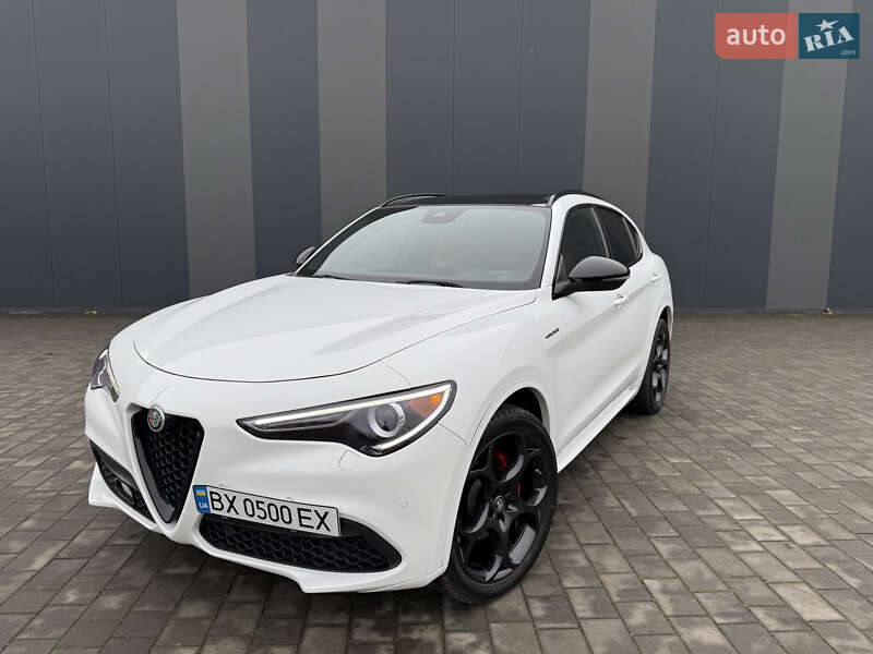 Внедорожник / Кроссовер Alfa Romeo Stelvio 2022 в Хмельницком