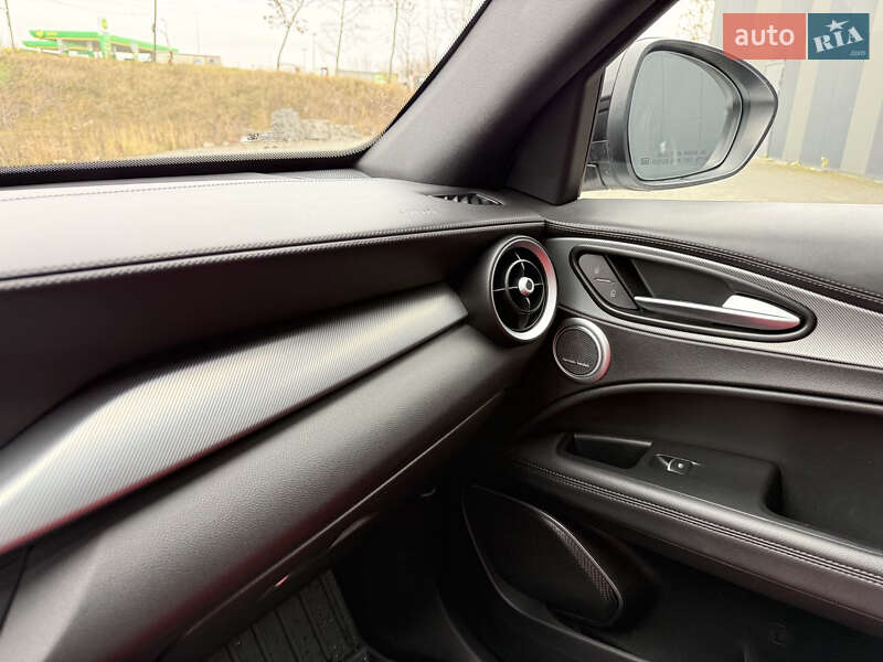 Внедорожник / Кроссовер Alfa Romeo Stelvio 2022 в Хмельницком