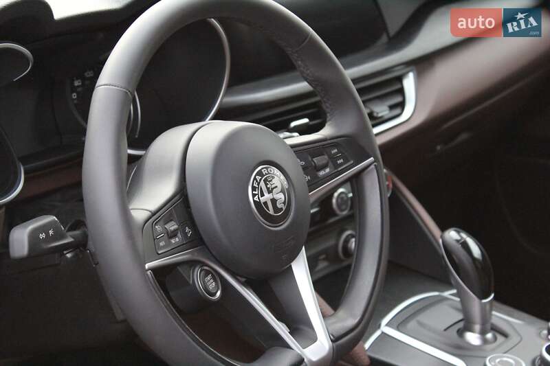 Позашляховик / Кросовер Alfa Romeo Stelvio 2018 в Світловодську