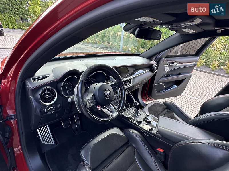 Внедорожник / Кроссовер Alfa Romeo Stelvio 2018 в Львове