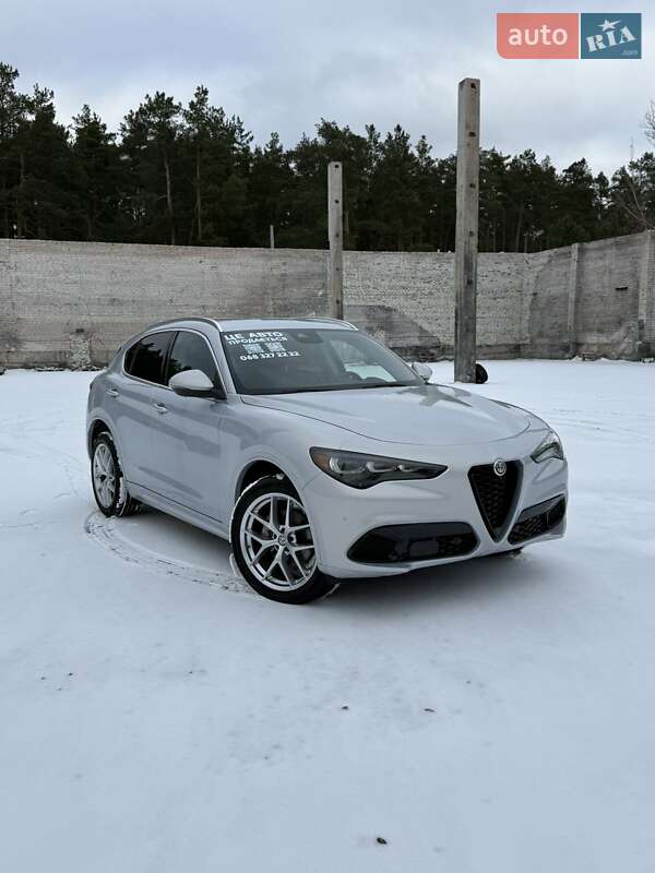 Внедорожник / Кроссовер Alfa Romeo Stelvio 2020 в Киеве