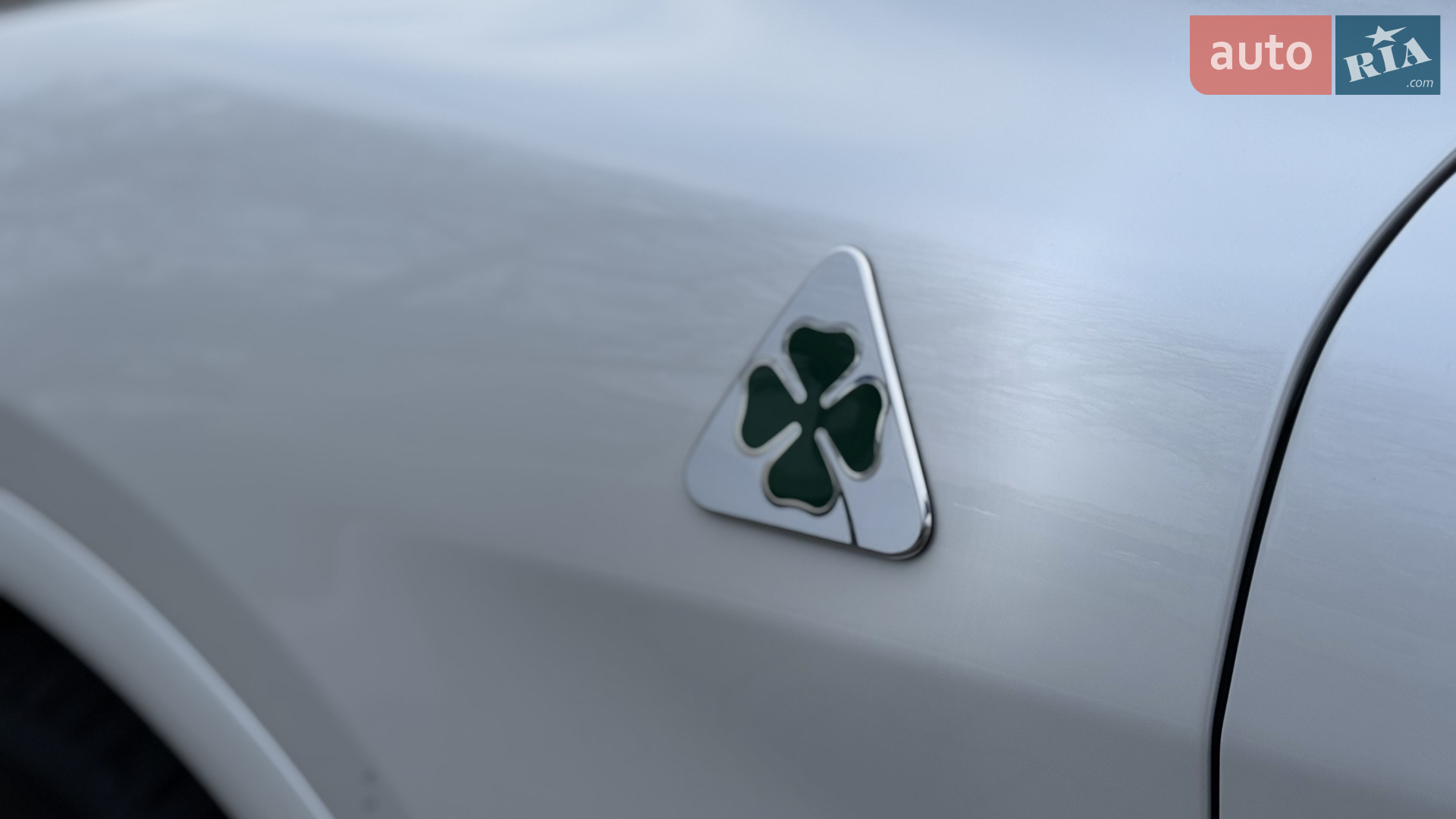 2018 Alfa Romeo Stelvio - мініатюра 23