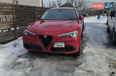 Позашляховик / Кросовер Alfa Romeo Stelvio 2017 в Києві