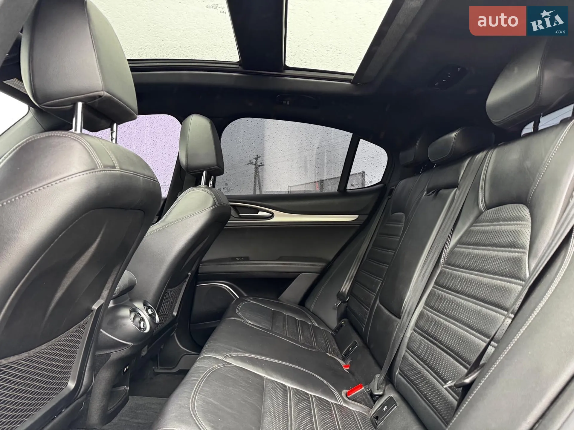2018 Alfa Romeo Stelvio - мініатюра 22