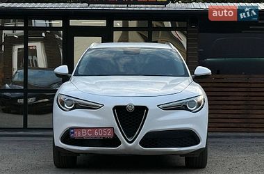 Внедорожник / Кроссовер Alfa Romeo Stelvio 2017 в Киеве