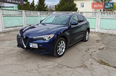 Позашляховик / Кросовер Alfa Romeo Stelvio 2017 в Чернігові