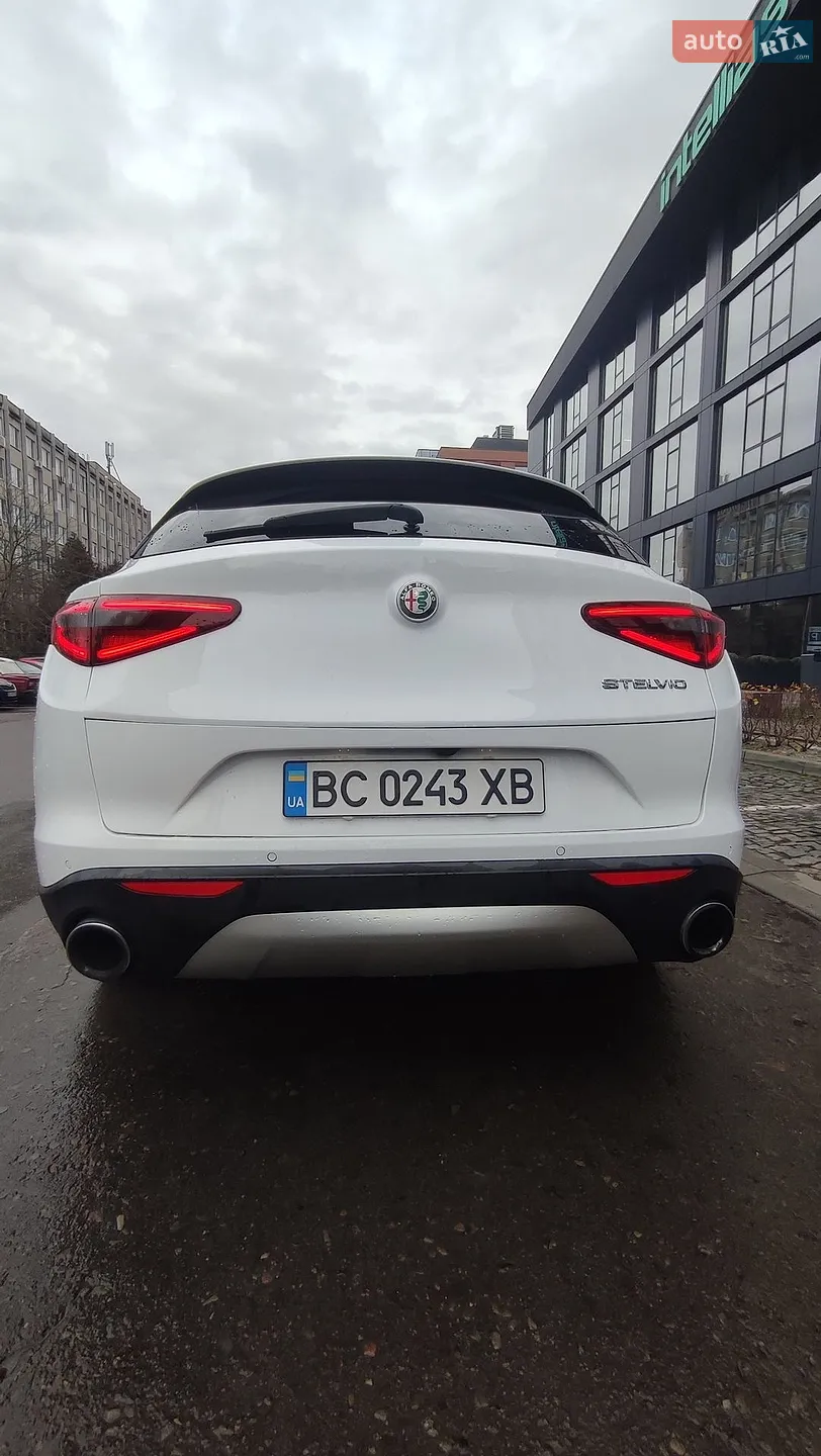 2019 Alfa Romeo Stelvio - мініатюра 5