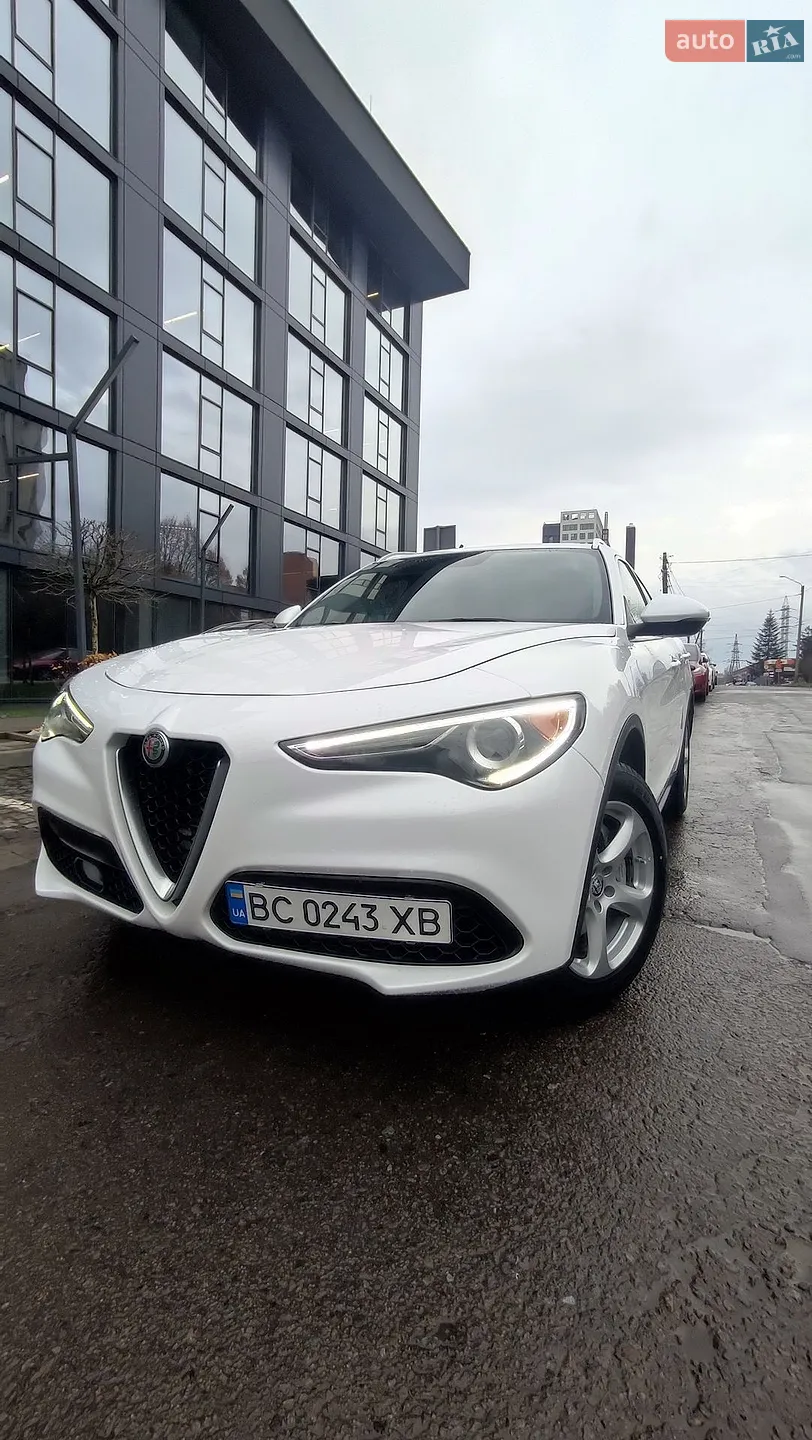 2019 Alfa Romeo Stelvio - мініатюра 2
