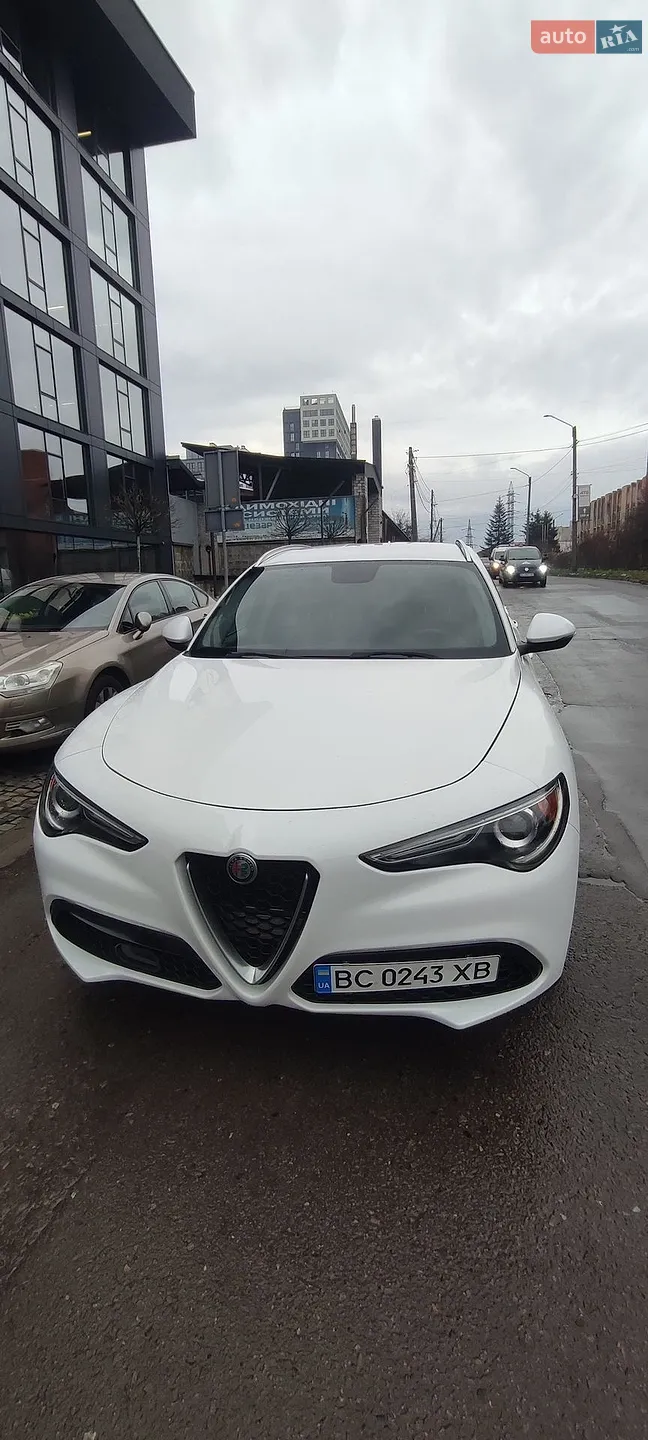 2019 Alfa Romeo Stelvio - мініатюра 30