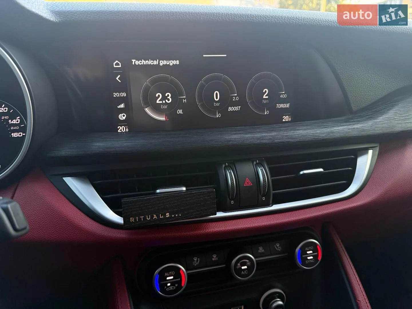 2020 Alfa Romeo Stelvio - мініатюра 32