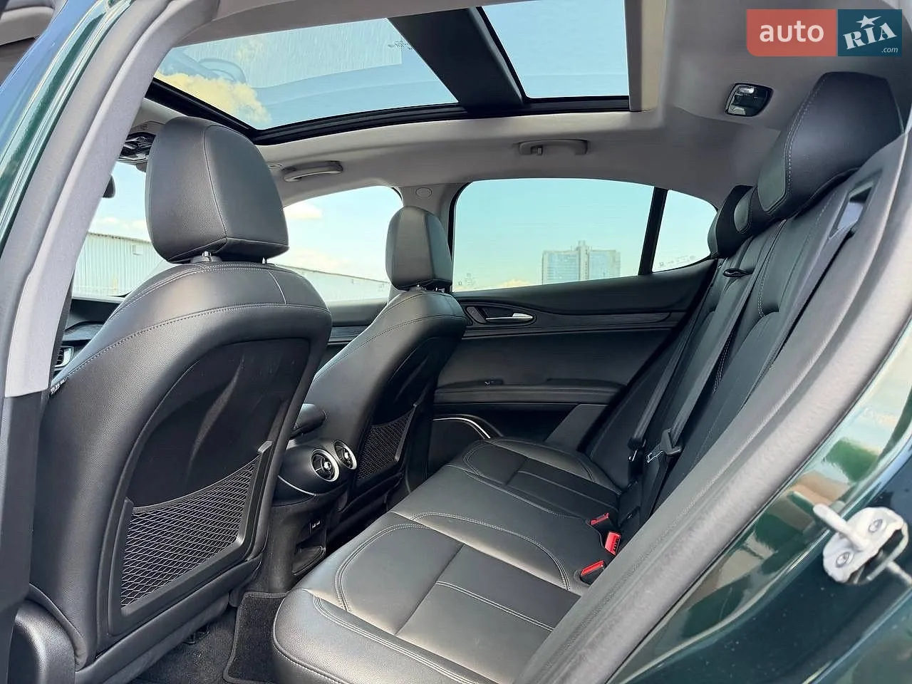 2020 Alfa Romeo Stelvio - мініатюра 31