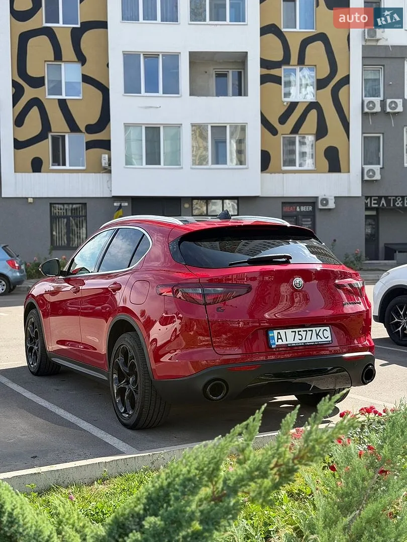 2019 Alfa Romeo Stelvio - мініатюра 11