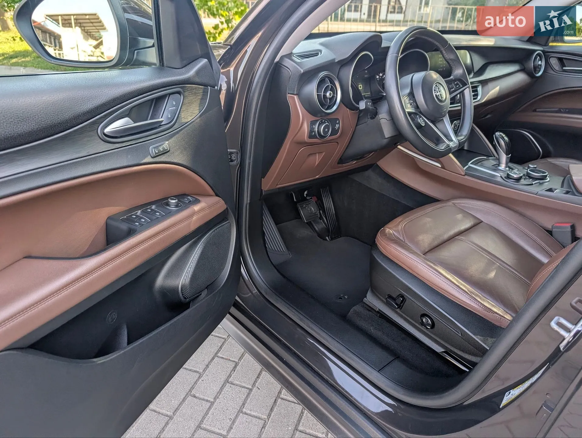 2017 Alfa Romeo Stelvio - мініатюра 14