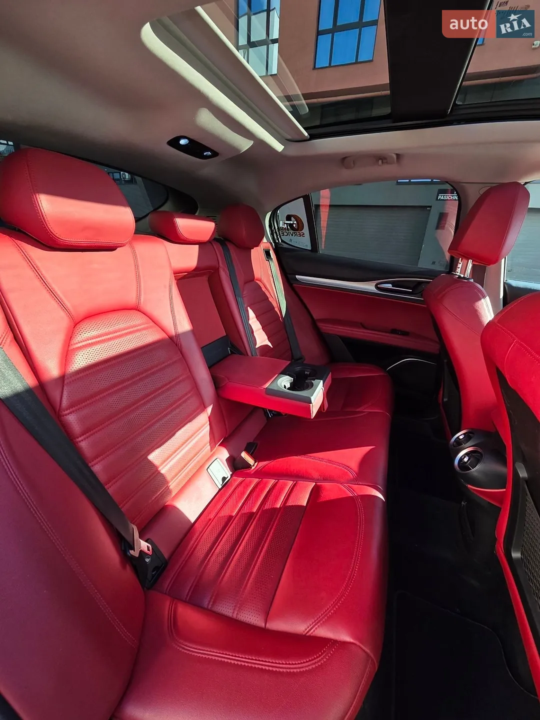 2018 Alfa Romeo Stelvio - мініатюра 13