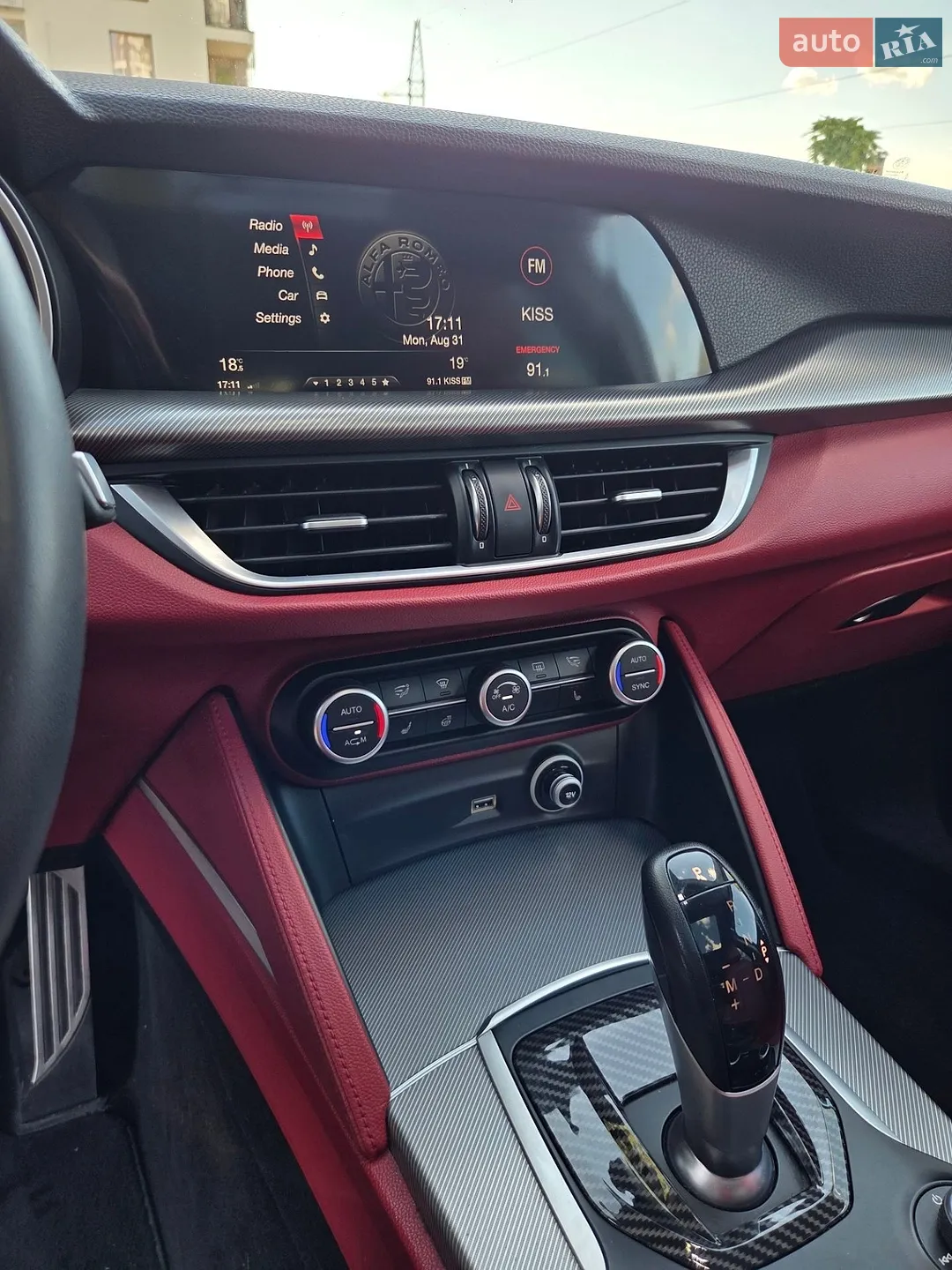 2018 Alfa Romeo Stelvio - мініатюра 16