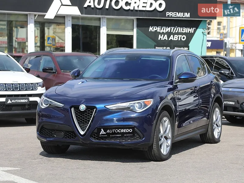 Alfa Romeo Stelvio 2017