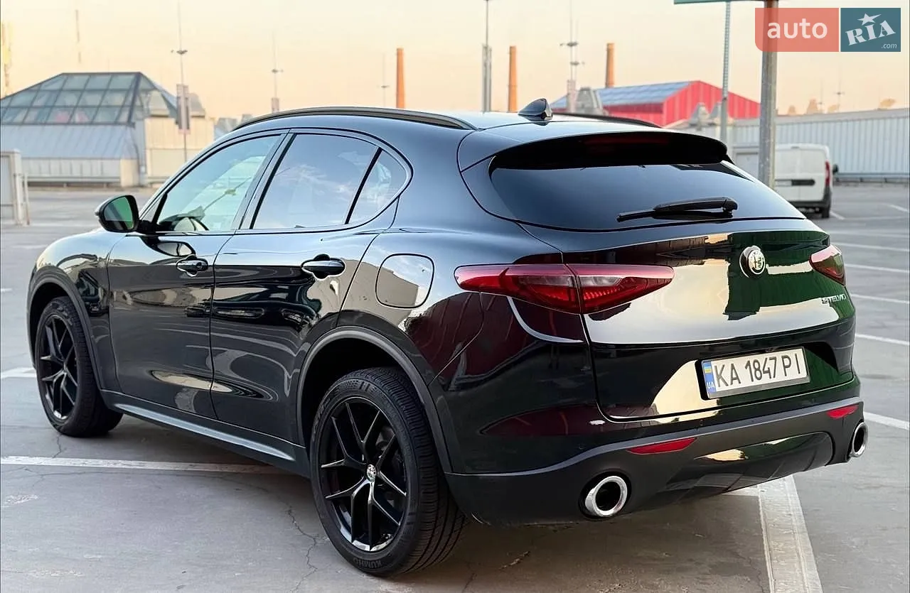 2018 Alfa Romeo Stelvio - мініатюра 3