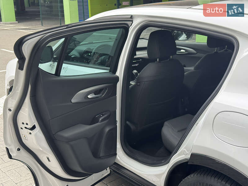 Внедорожник / Кроссовер Alfa Romeo Tonale 2023 в Киеве фото 16 Внедорожник / Кроссовер Alfa Romeo Tonale 2023 в Киеве