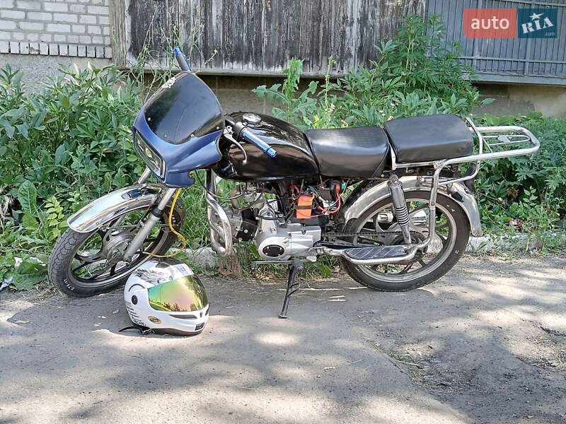 Мотоцикл Кастом Alpha 110 2007 в Соленом
