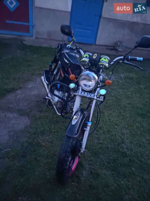 Мопеды Alpha Sabur 2013 в Львове