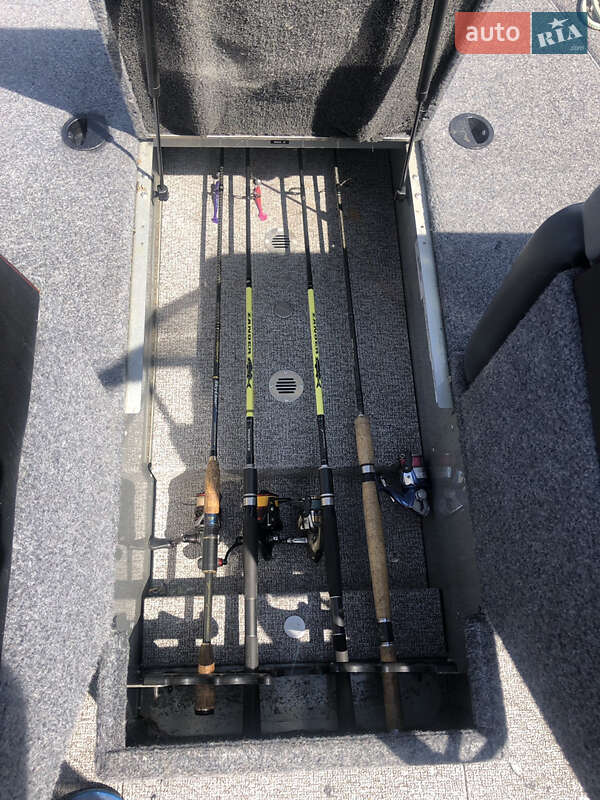 Катер Alumacraft Trophy 2017 в Полтаве