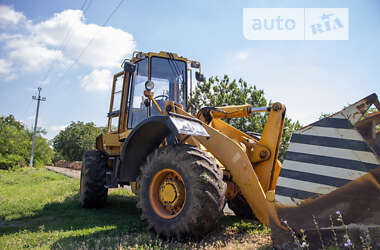 Фронтальный погрузчик Амкодор 320 2011 в 