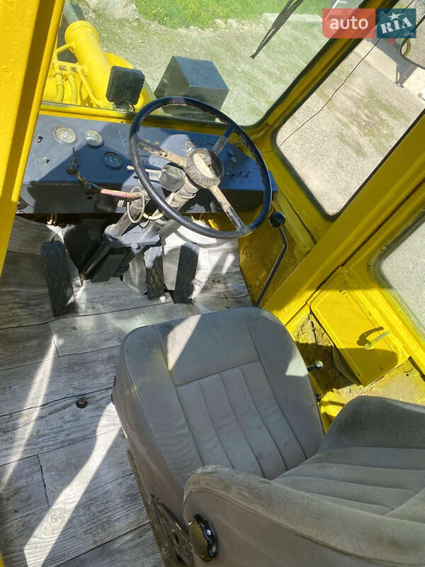 Фронтальный погрузчик Амкодор ТО-18 1993 в Косове