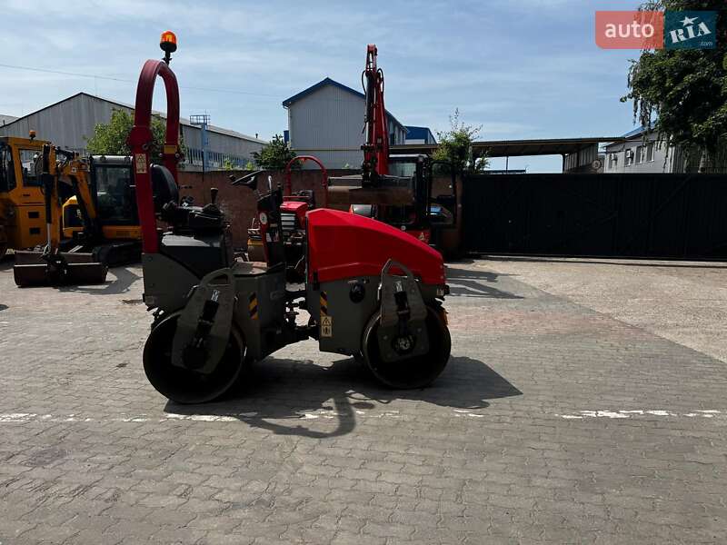 Дорожній каток Ammann ARX 2014 в Львові