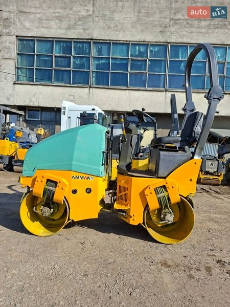 Дорожный каток Ammann ARX 2015 в Львове