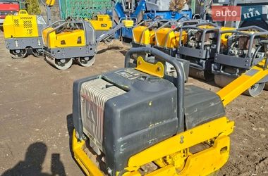 Дорожный каток Ammann AV 2015 в Львове