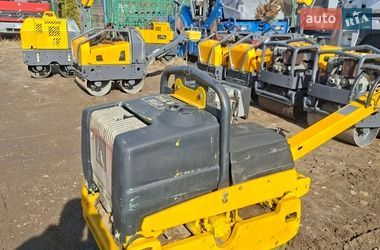 Дорожный каток Ammann AV 2015 в Львове