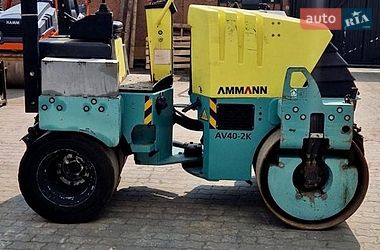 Дорожній каток Ammann AV 2010 в Львові