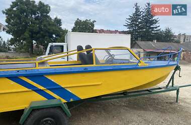 Катер Амур 3 1981 в Городенке