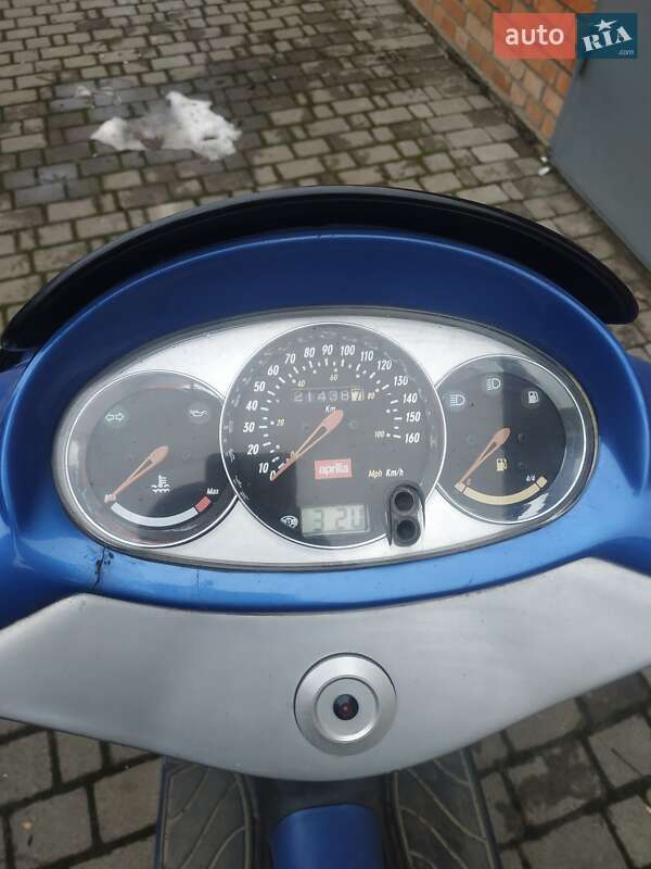 Макси-скутер Aprilia Leonardo 150 2001 в Хмельницком