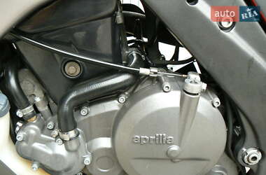Мотоцикл Туризм Aprilia Pegaso 650 2001 в 