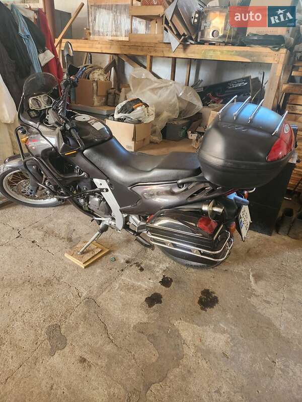 Aprilia Pegaso 650 2000