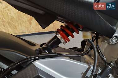 Спортбайк Aprilia RS 660 2021 в 
