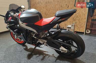 Спортбайк Aprilia RS 660 2021 в 