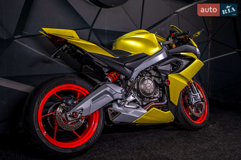 Спортбайк Aprilia RS 660 2024 в Києві фото 3 Спортбайк Aprilia RS 660 2024 в Києві